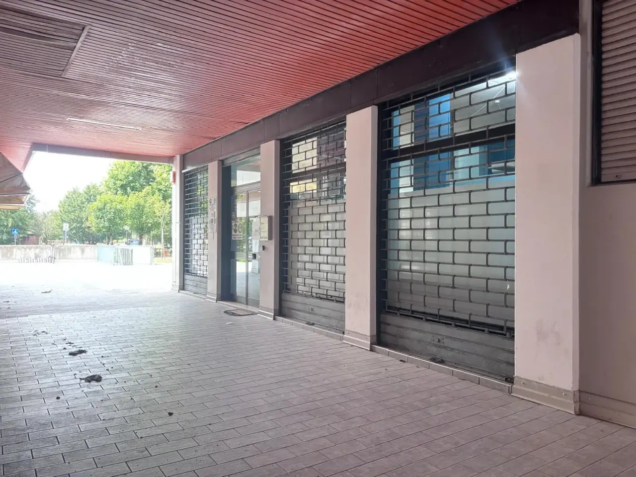 Negozio in Piazza 25 Aprile 19, Anzola Dell'Emilia, {3} - Foto 2