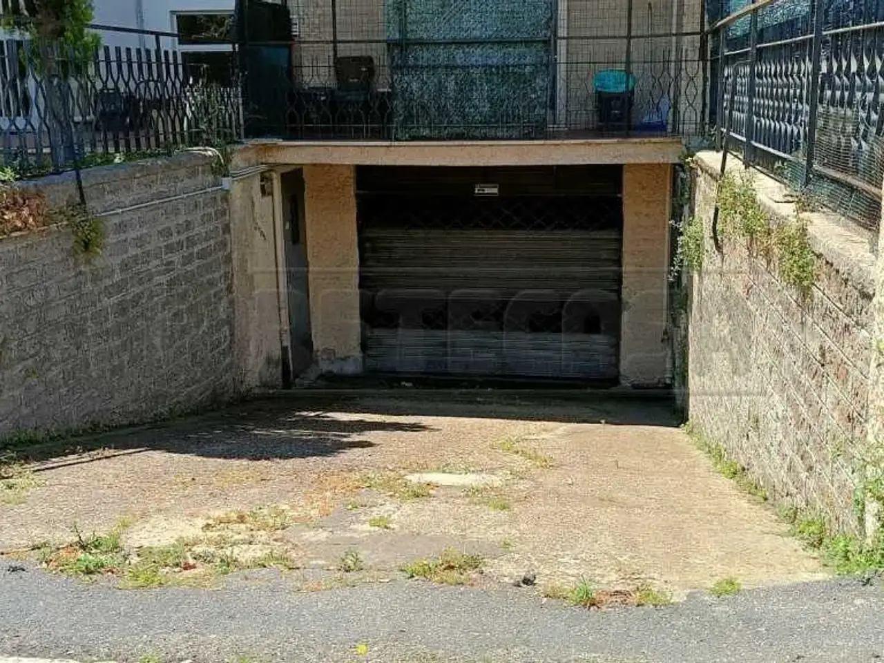 Parcheggio chiuso in Via Adorno Bruschi 17, Cerveteri, {3} - Foto 1