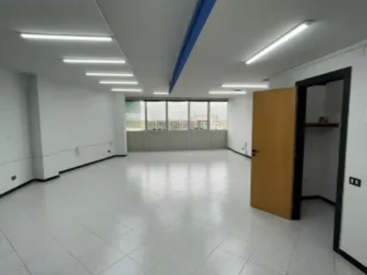 Ufficio in Via Napoli 159, Casalnuovo Di Napoli, {3} - Foto 2