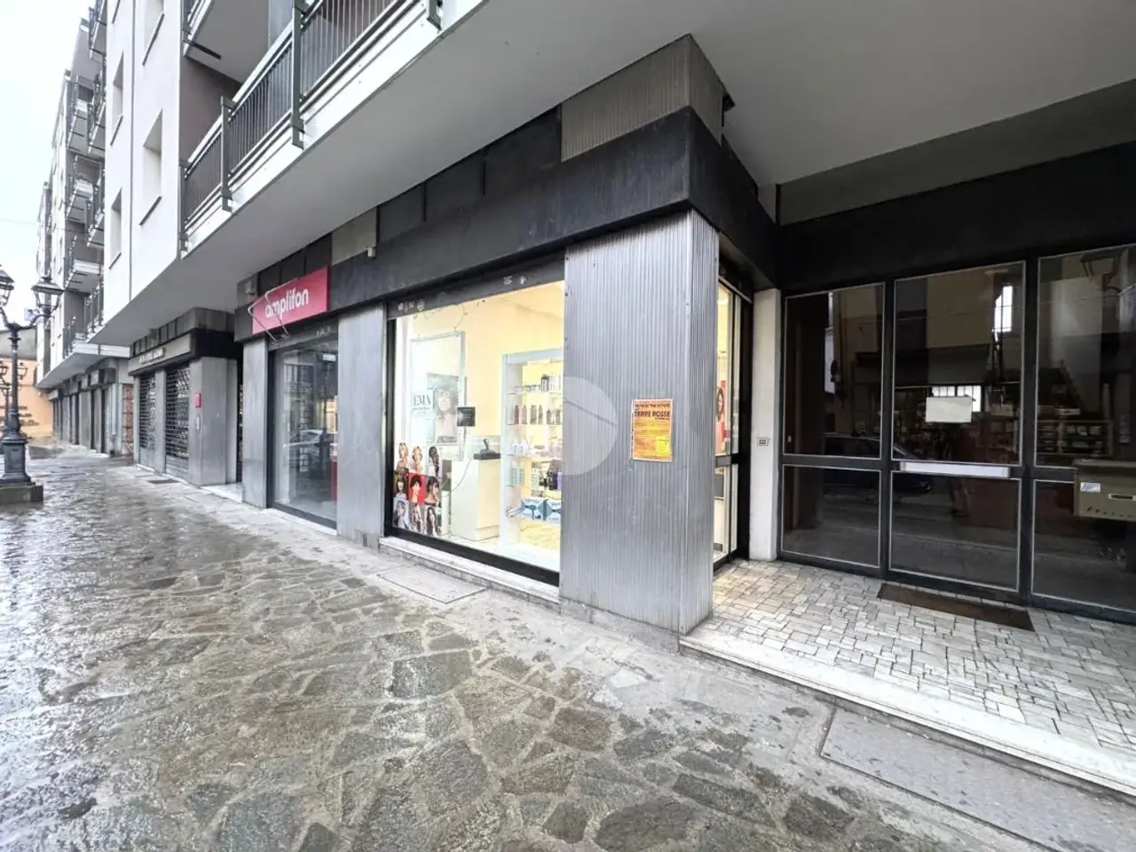 Negozio in Via Educ Pasquale 50, Castellamonte, {3} - Foto 2