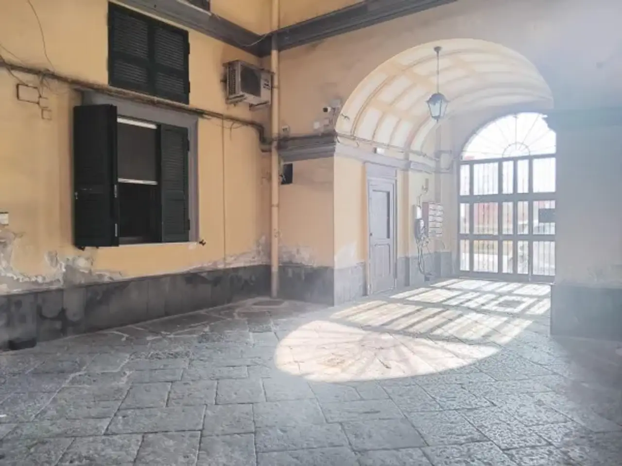 Ufficio in Corso Vittorio Emanuele, Napoli, {3} - Foto 2