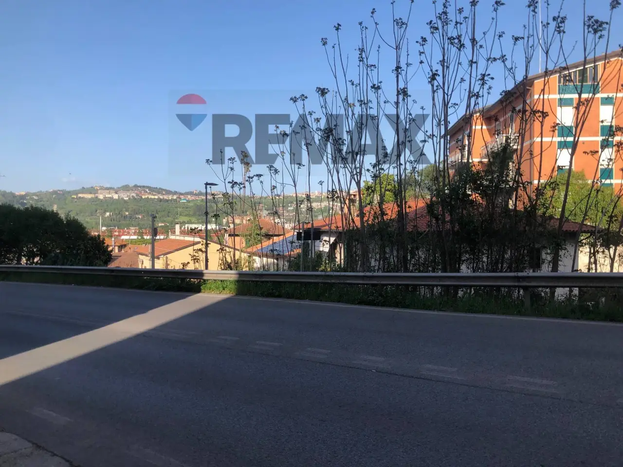 Negozio in Via Firenze 117, Perugia, {3} - Foto 1