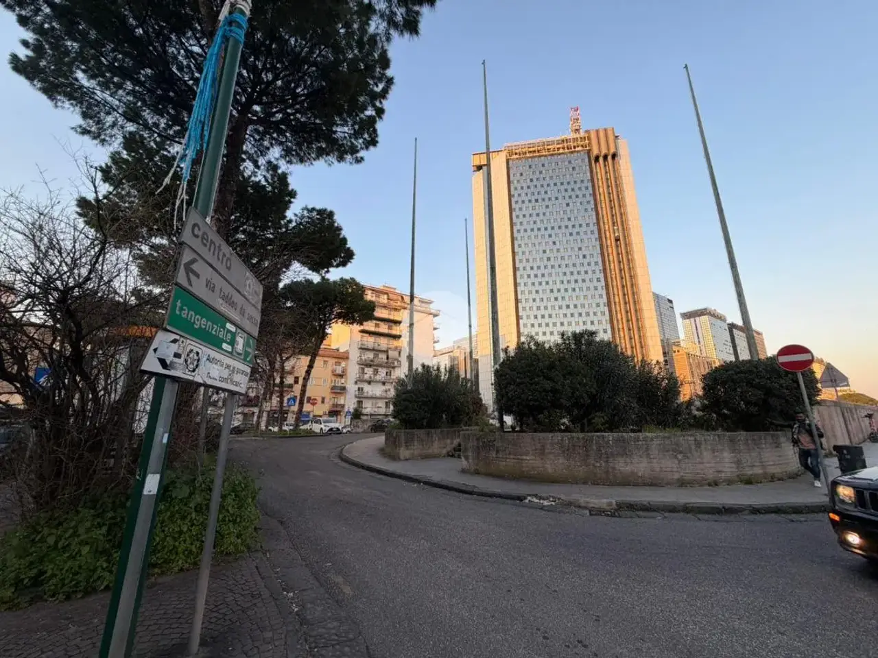 Negozio in Corso Meridionale 50, Napoli, {3} - Foto 2