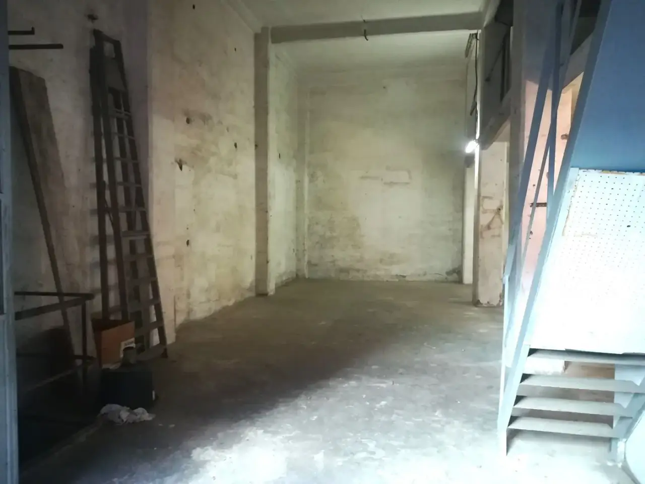 Magazzino in Via Castelli, Genova, {3} - Foto 1