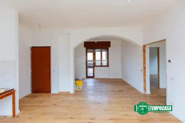 3-room flat in Via Goffredo Mameli 9, Magnago - Photo 1