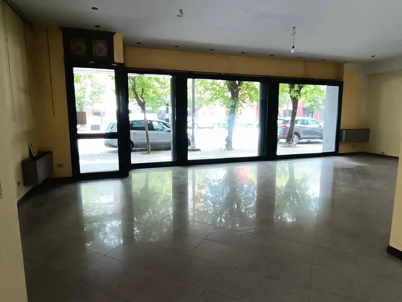 Esercizio commerciale in Corso Torino 130, Asti, {3} - Foto 1