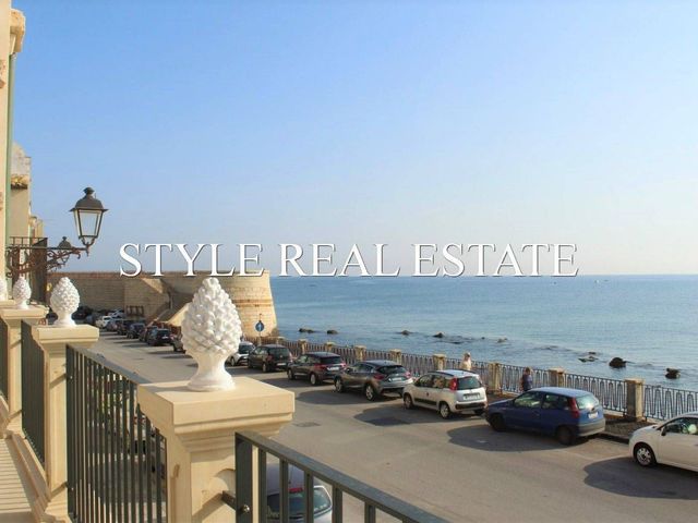 3-room flat in {3}, Lungomare di Levante Elio Vittorini - Photo 1