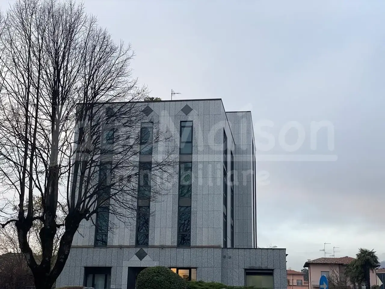 Ufficio in Viale Ticino, Gavirate, {3} - Foto 1