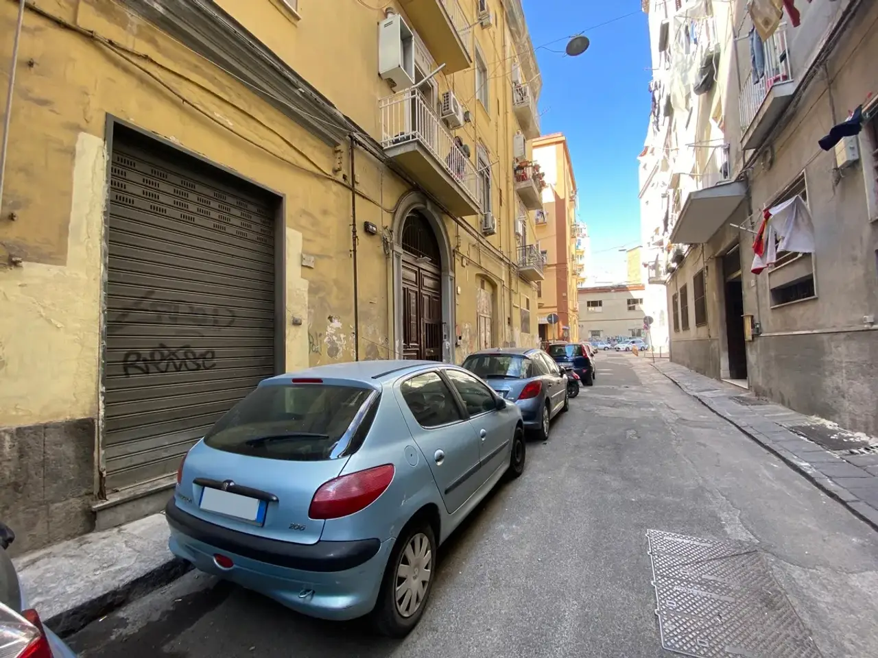 Magazzino in Vico Milano, Napoli, {3} - Foto 1