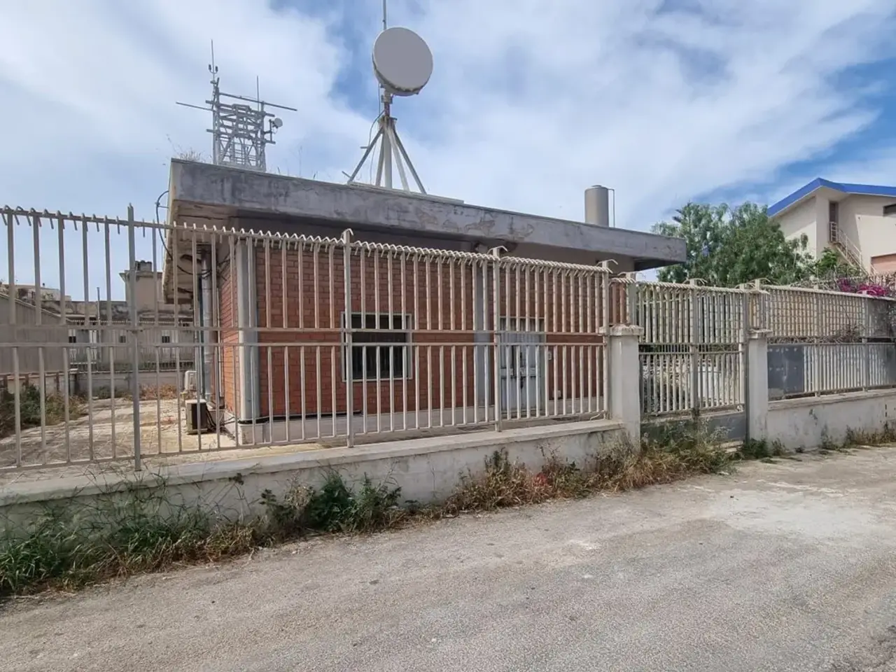 Palazzina commerciale in Via Beatrice Cava d'Aliga 6, Scicli, {3} - Foto 2