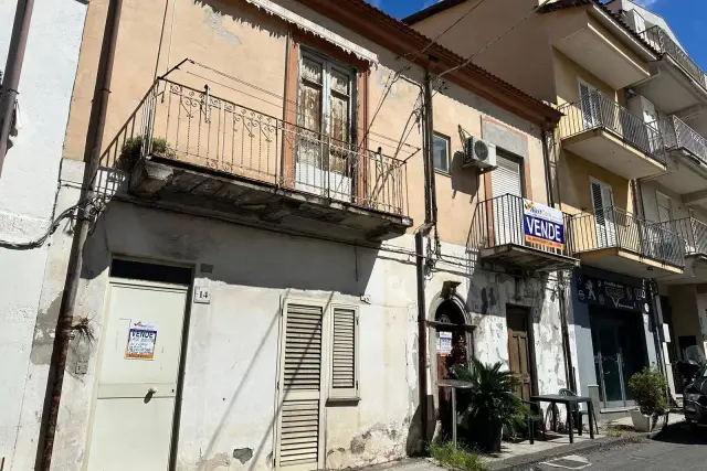 Casa indipendente in Via San Francesco di Paola, Barcellona Pozzo di Gotto - Foto 1