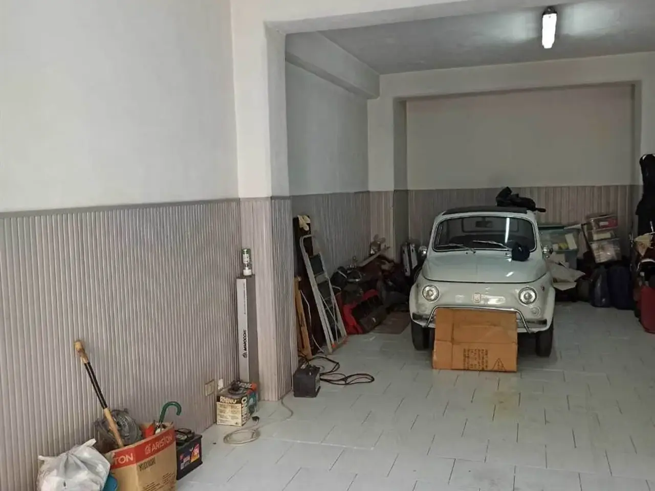 Capannone in Via Bellini, Valverde, {3} - Foto 1