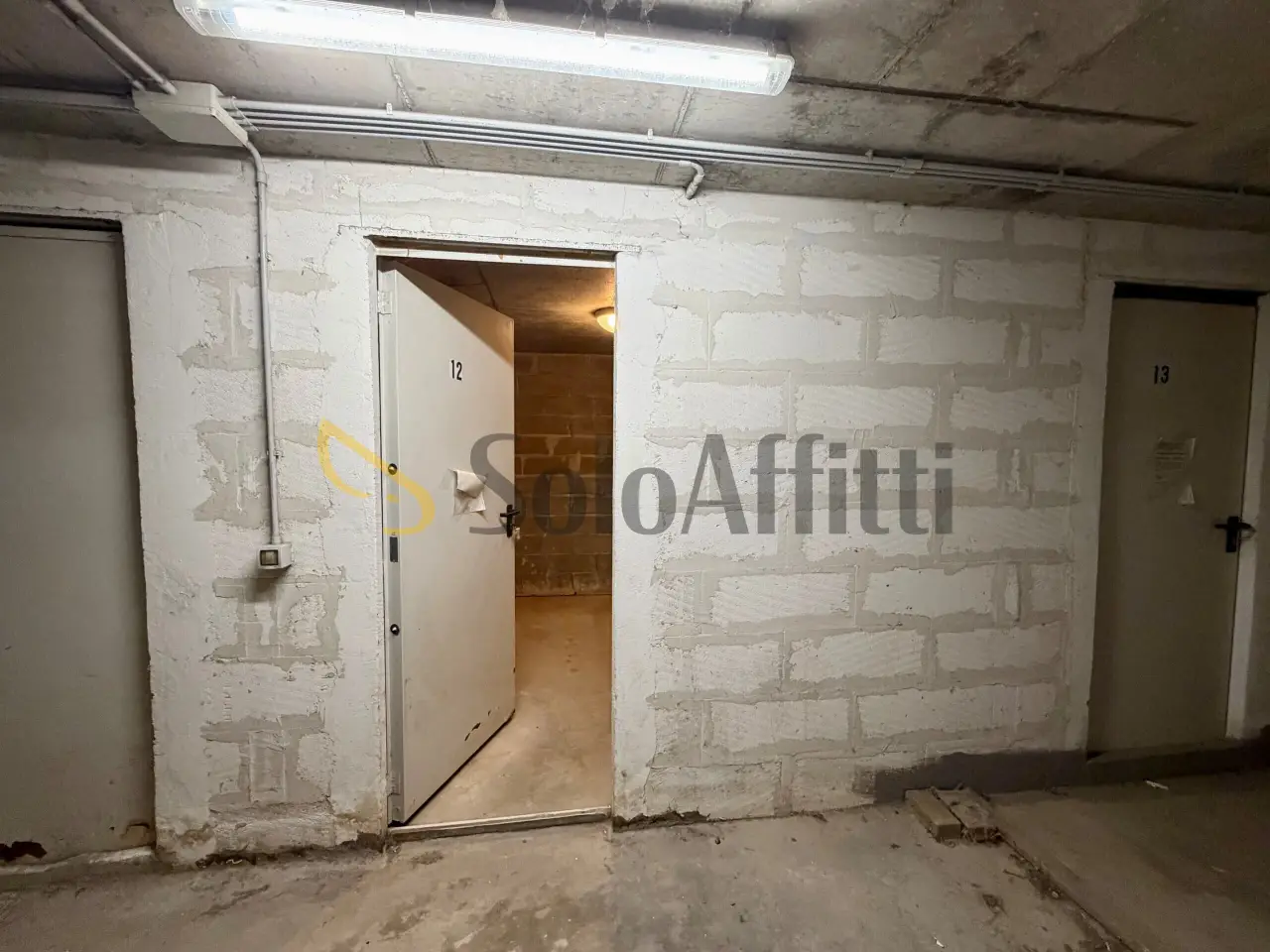 Parcheggio chiuso in , Olbia, {3} - Foto 1