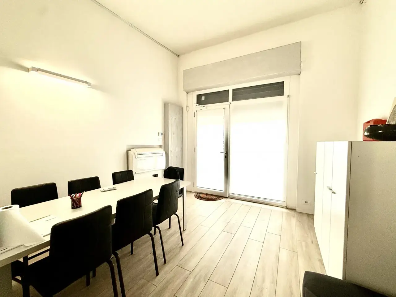 Negozio in Via Massarenti 418, Bologna, {3} - Foto 1