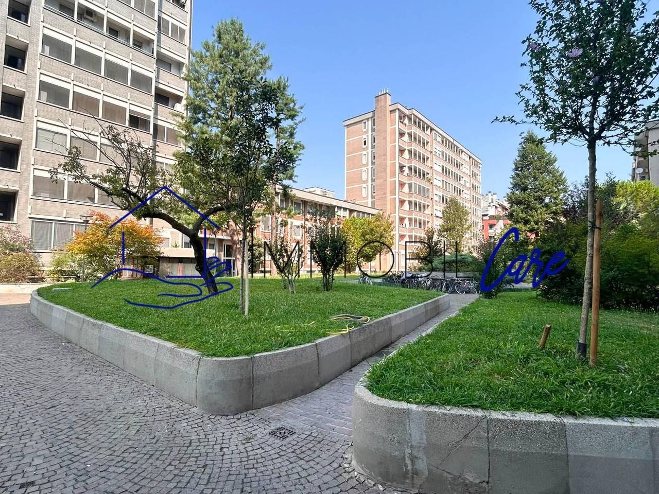 appartamento in vendita a Milano in zona Vigentino