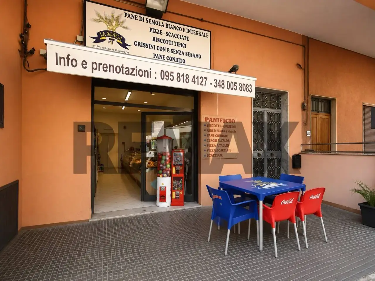 Esercizio commerciale in Via Re Martino 240, Aci Castello, {3} - Foto 2