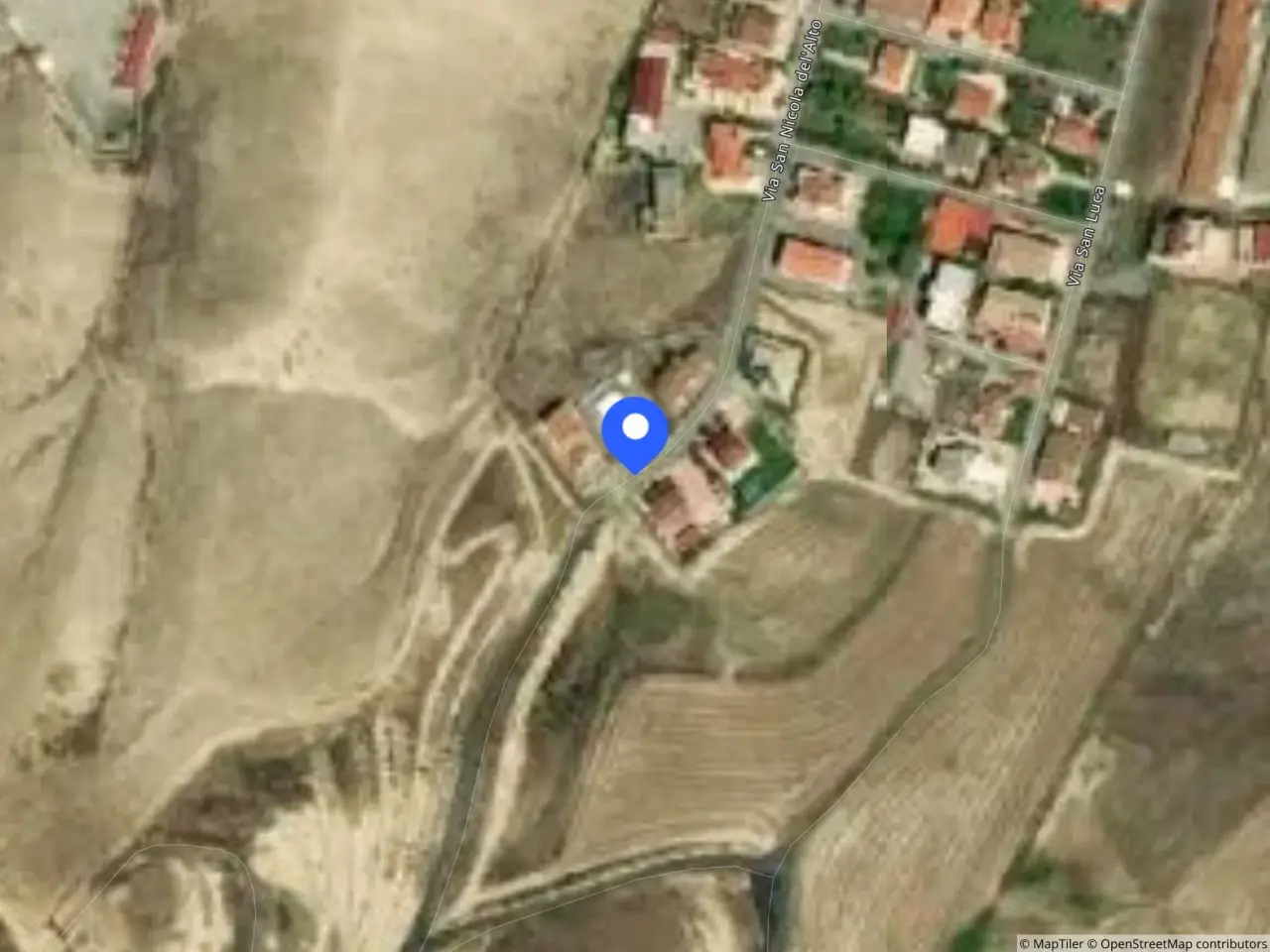 Fabbricato misto in Via S. Nicola dell'Alto, 48, 88900 Crotone Kr, Italia 48, Crotone, {3} - Foto 1