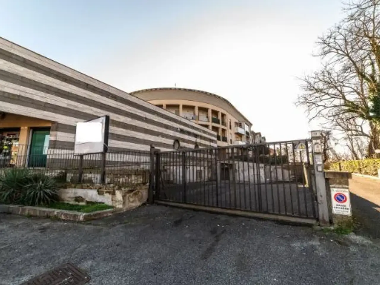 Magazzino in Piazza delle Magnolie, Bracciano, {3} - Foto 1