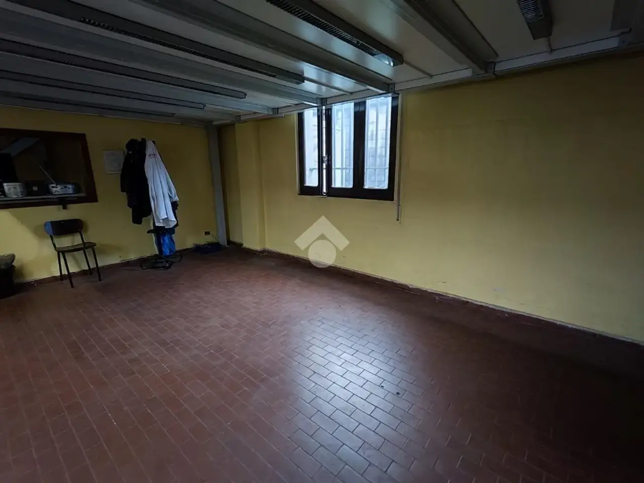 Capannone in Via Ponchielli 110, Caronno Pertusella, {3} - Foto 1