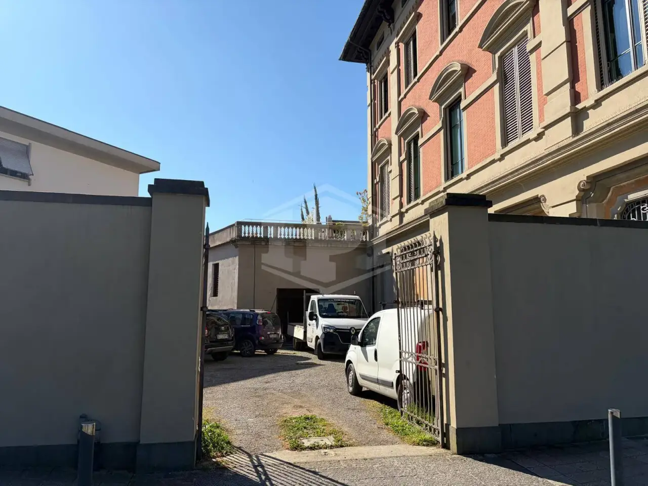 Albergo in Viale Giuseppe Giusti 451, Lucca, {3} - Foto 2