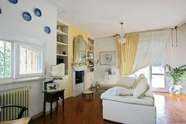 Wohnung in Via XXV Aprile , 8, Collesalvetti - Foto 1