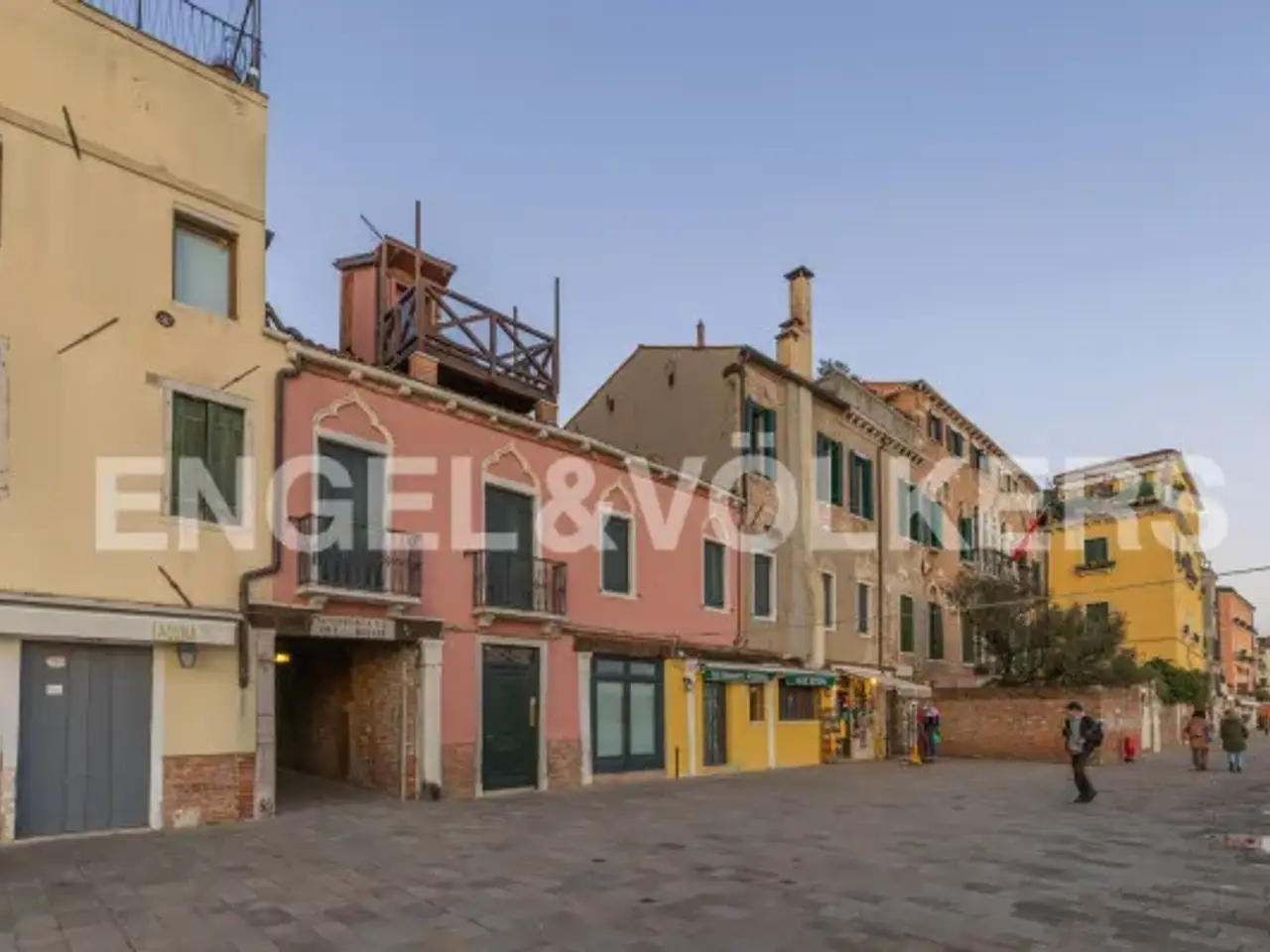 Negozio in Fondamenta delle Zattere al Ponte Longo, Venezia, {3} - Foto 1