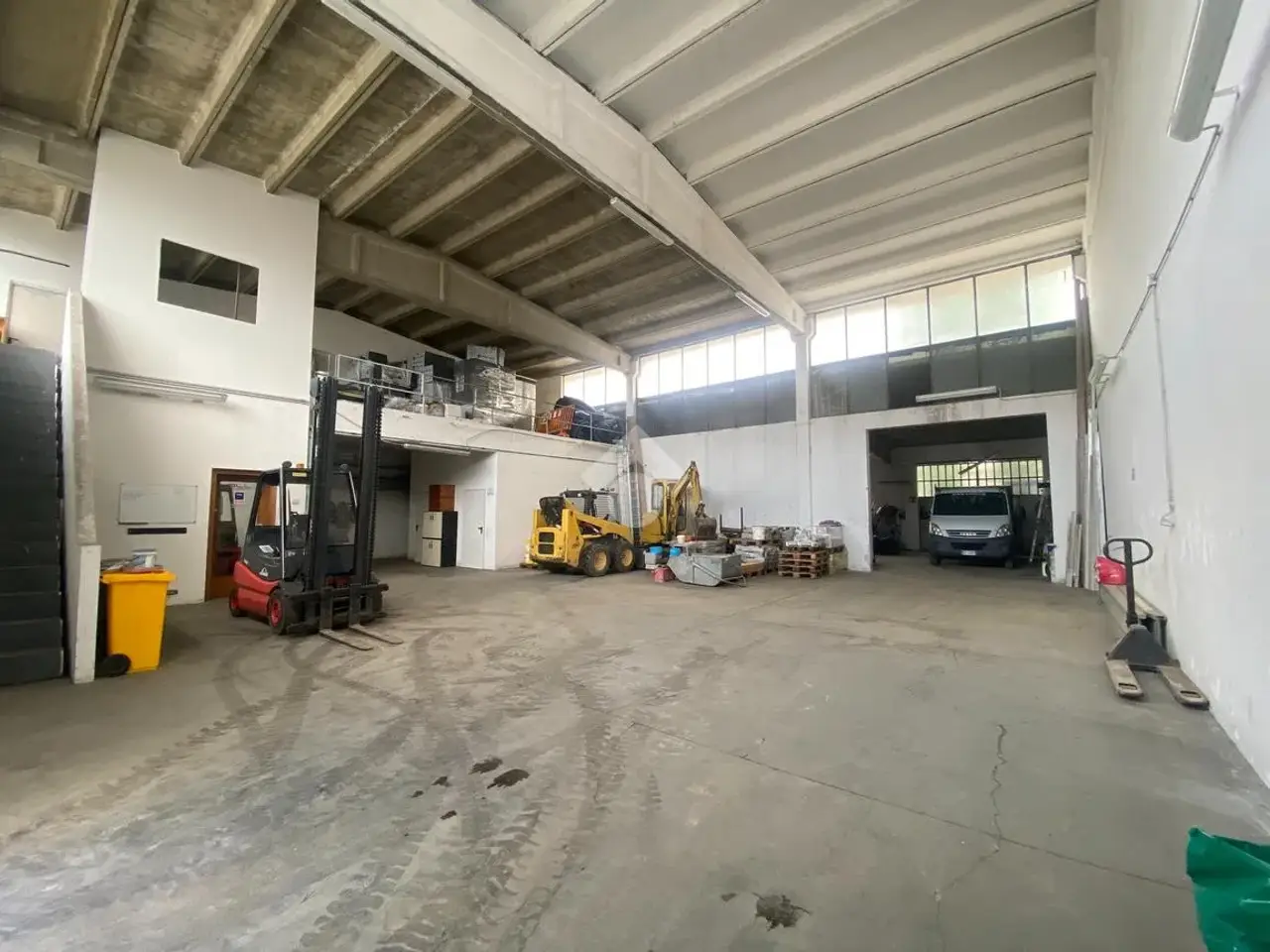 Capannone in Via Raffaello 4, Reggio nell'Emilia, {3} - Foto 1