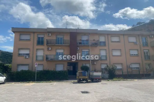 Trilocale in vendita, Piazzetta Arciprete Monteleone 1, Capaci - Foto 1