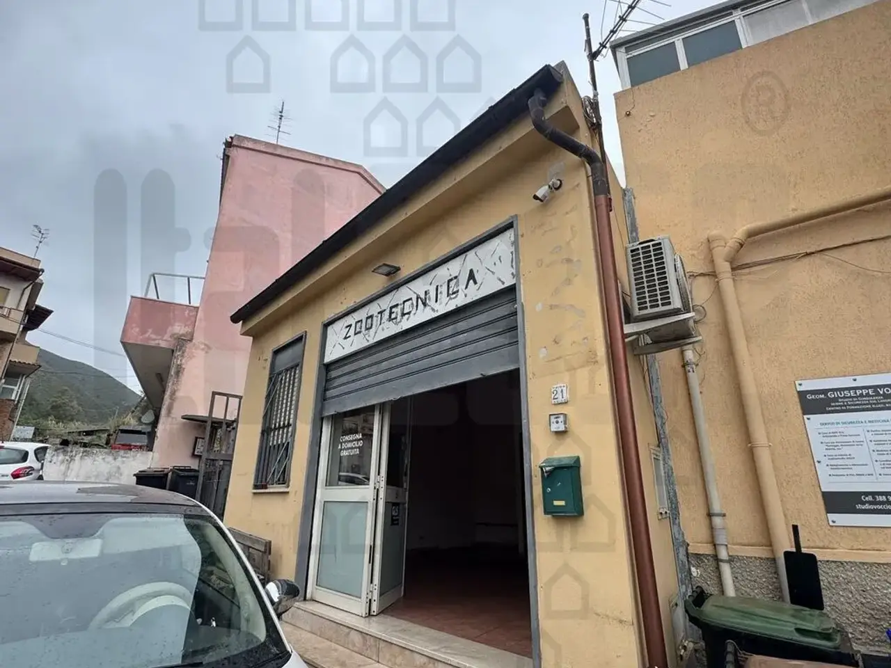 Negozio in Via Curcuraci, Messina, {3} - Foto 1