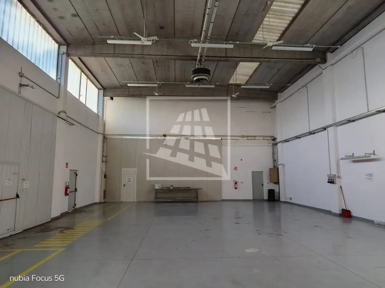 Capannone in Via Tancredi Galimberti 12, Reggio nell'Emilia, {3} - Foto 1