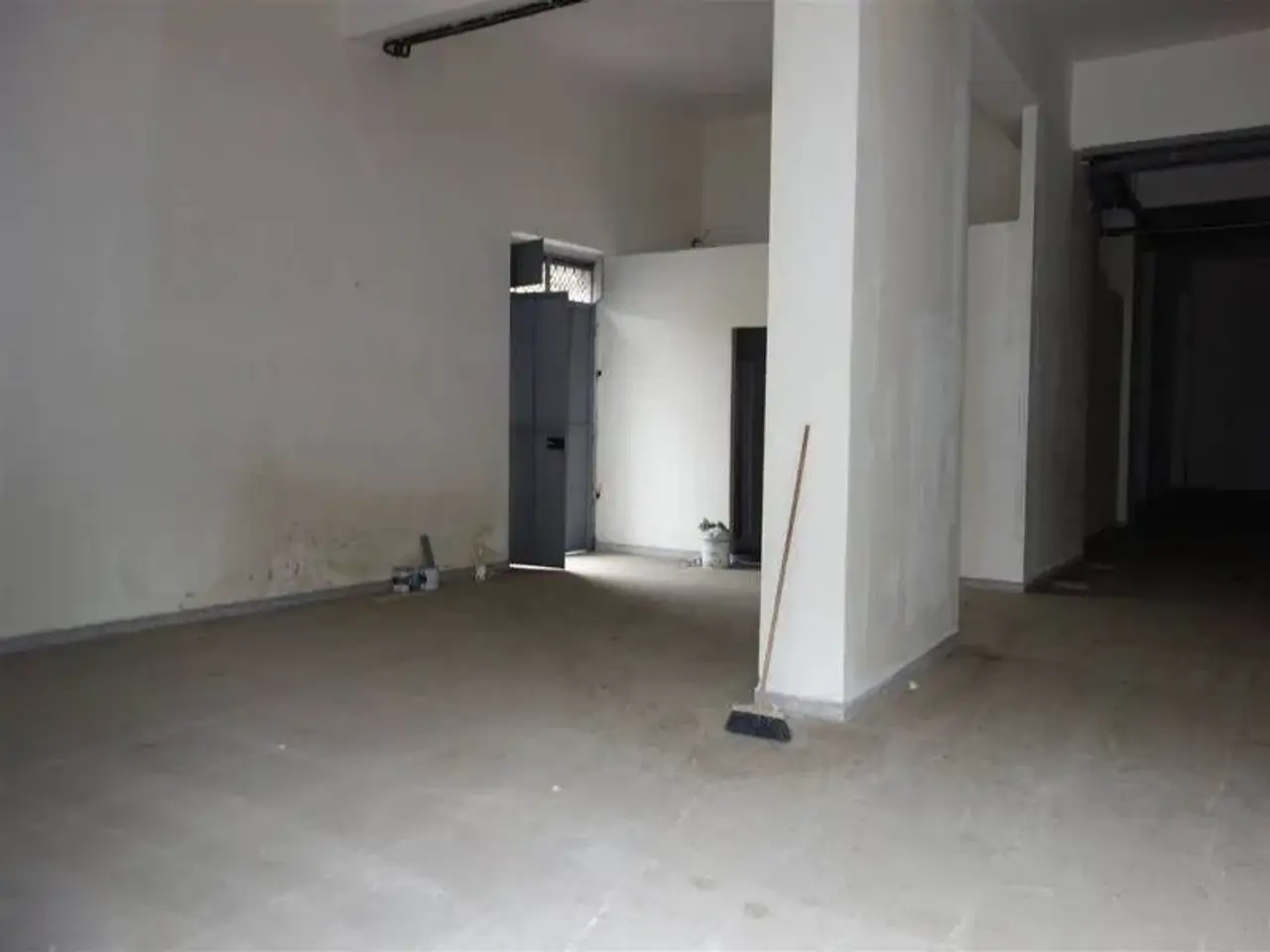 Negozio in Viale Corsica,Firenze, Firenze, {3} - Foto 2