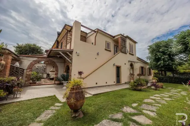 insertion image