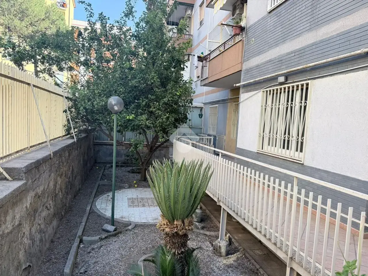 Ufficio in Via Giovanni Papini 8, San Giorgio A Cremano, {3} - Foto 2