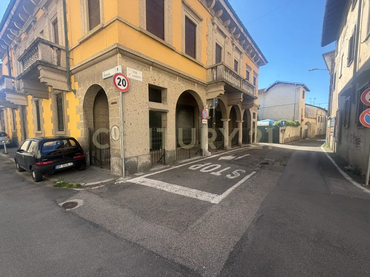 Negozio in Via P. Greppi 1, Olgiate Olona, {3} - Foto 2