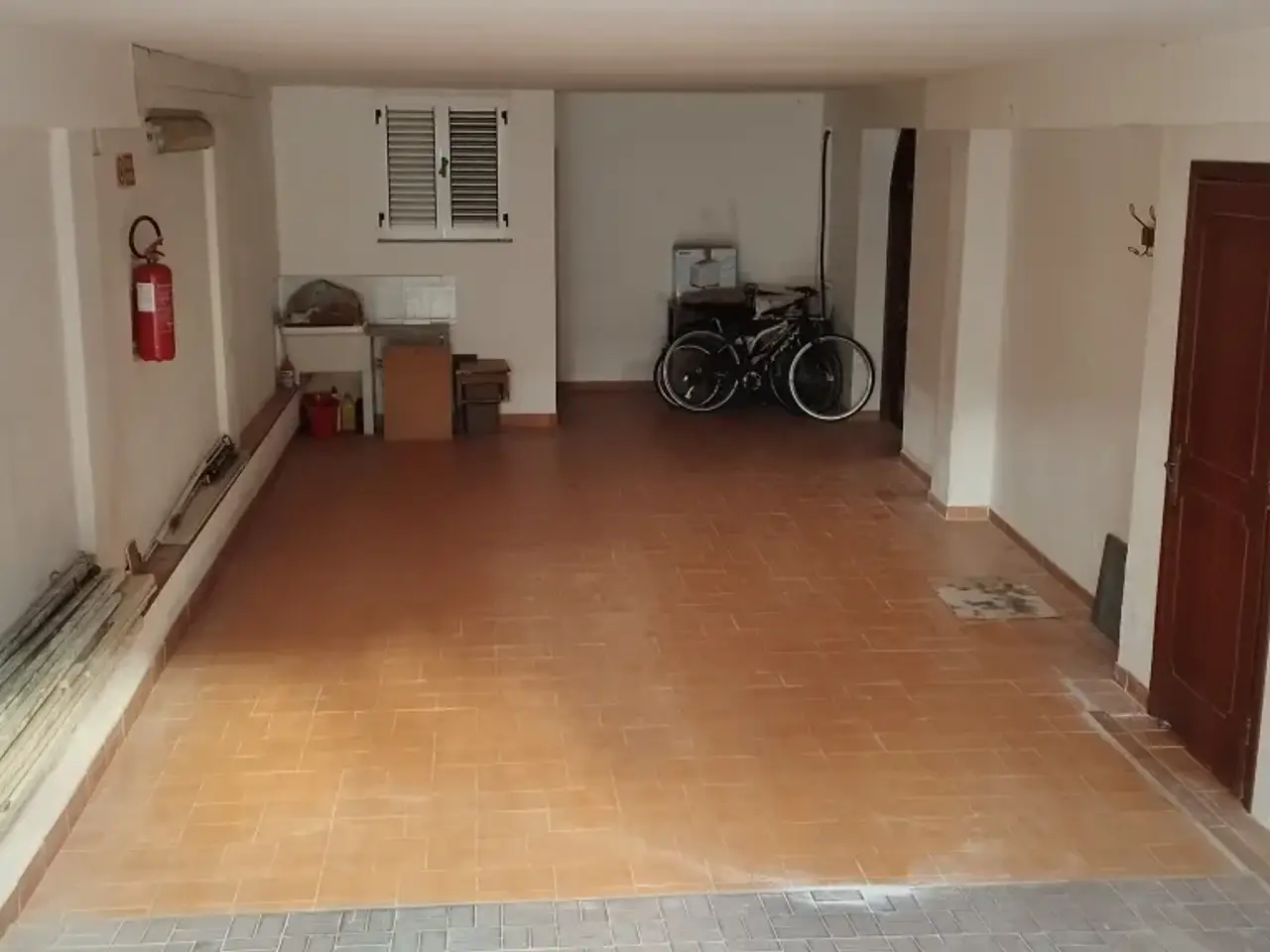 Parcheggio chiuso in , Siracusa, {3} - Foto 1