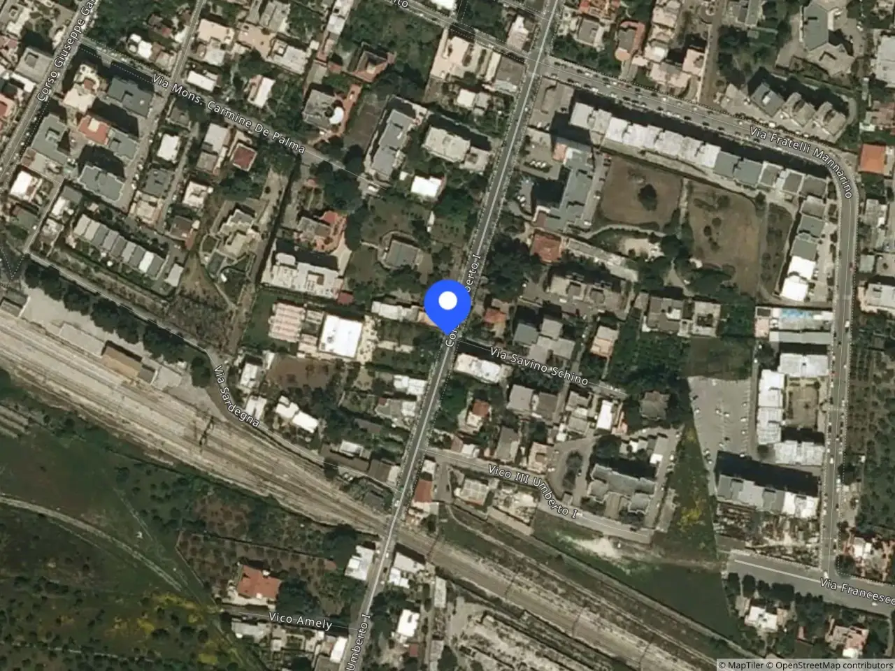 Magazzino in Corso Umberto I 10 10, Bari, {3} - Foto 1