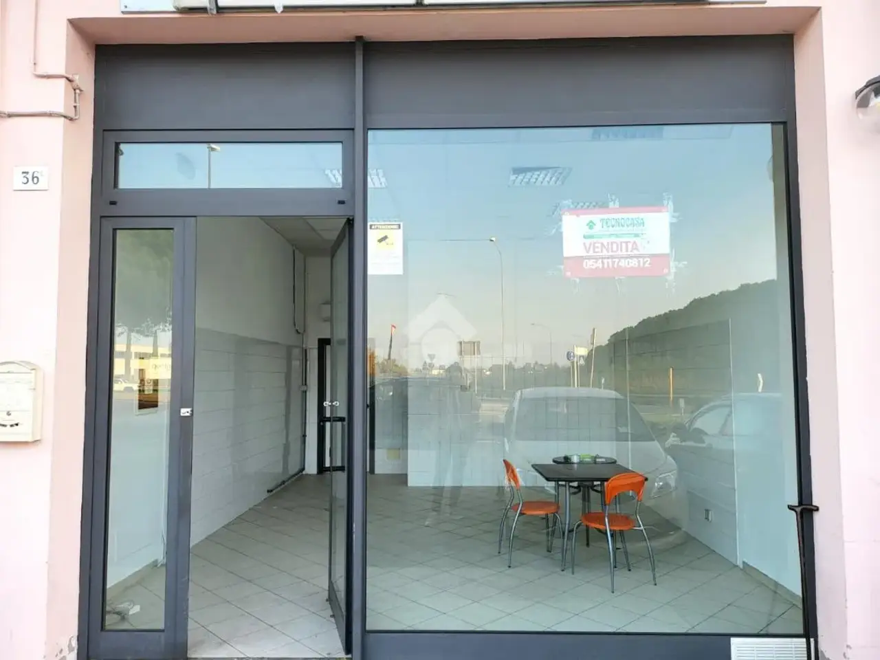 Negozio in Via Emilia 36, Rimini, {3} - Foto 2