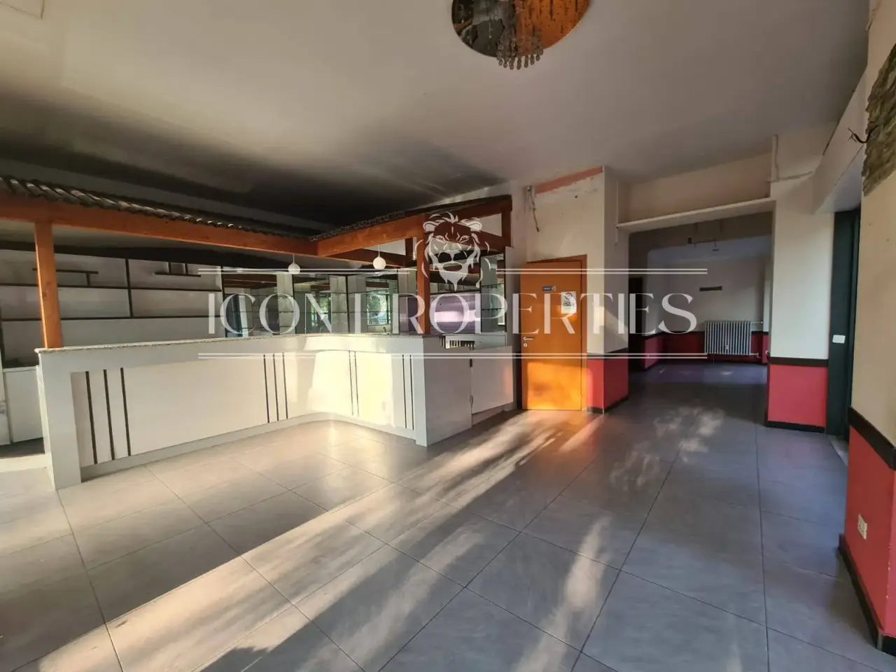 Negozio in Viale Gabriele d'Annunzio, Milano, {3} - Foto 2