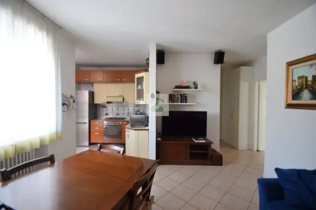 2-room flat in Via Guglielmo Marconi 29, Schio - Photo 1