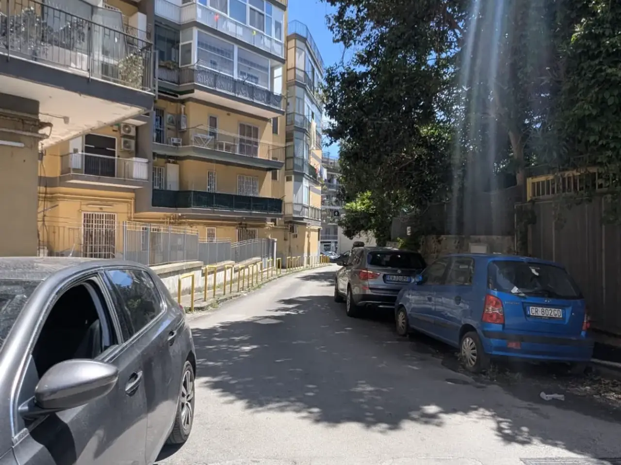 Deposito in Via Servio Tullio, Napoli, {3} - Foto 2