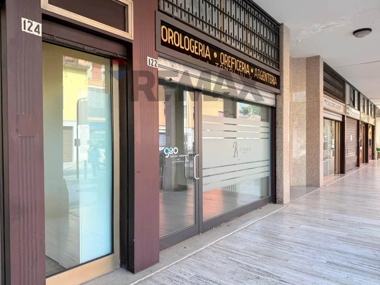 Negozio in Via Ambaraga 122, Brescia, {3} - Foto 1