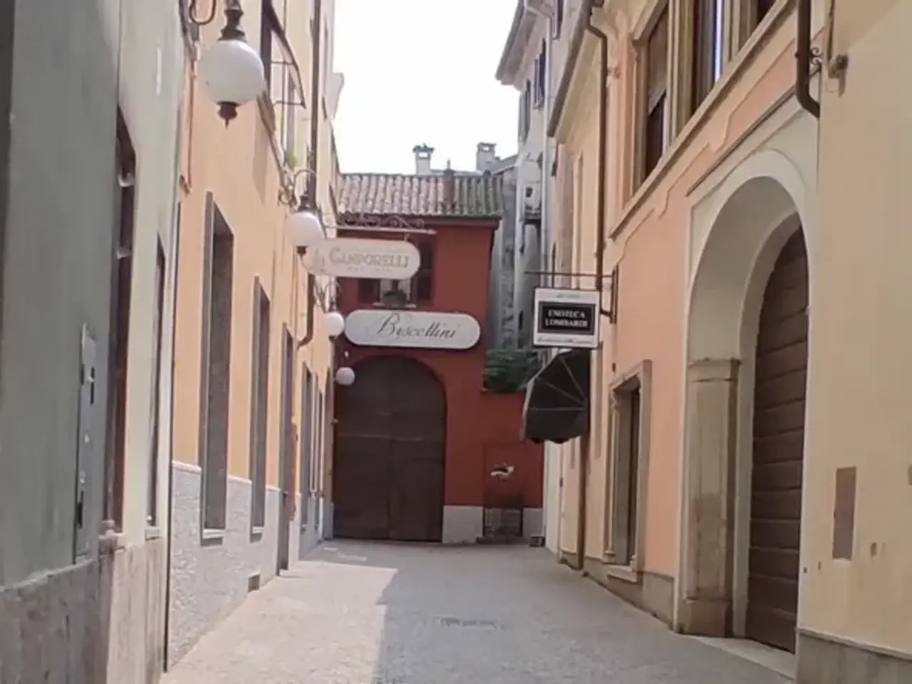 Esercizio commerciale in Novara, Piemonte, 28100, Italia, Novara, {3} - Foto 2