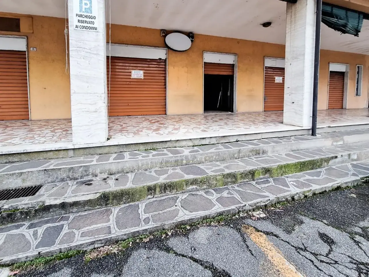 Negozio in Via Fiume 11, Pavone Del Mella, {3} - Foto 2