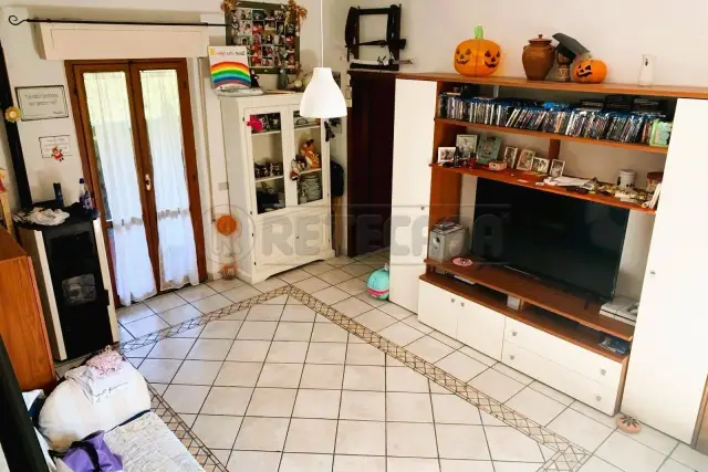 Terraced house in Via Carlo Frediani 1, Massa - Photo 1