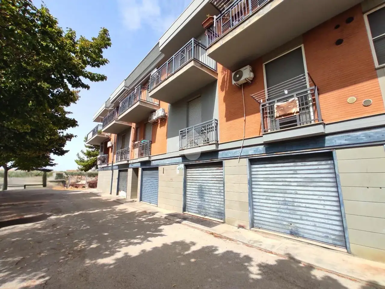 Magazzino in Via Silvio Pellico, San Severo, {3} - Foto 2