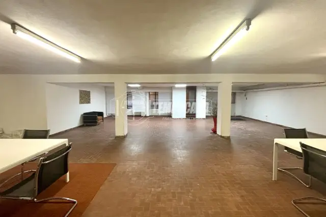 Negozio in vendita, Via Ronchi, Milano - Foto 1