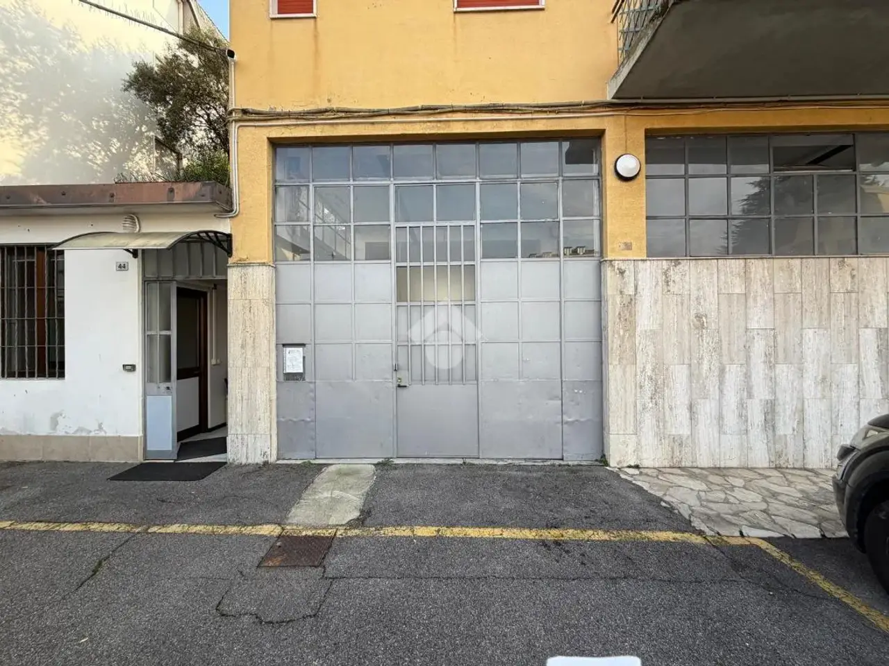 Magazzino in Via Celadina 45, Gorle, {3} - Foto 1