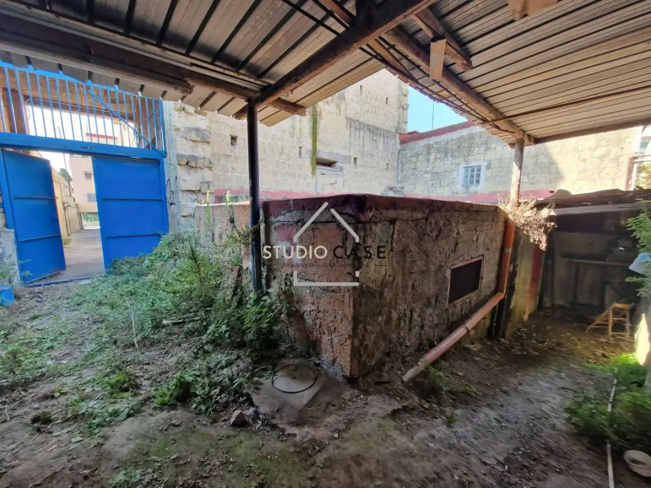 Magazzino in Via Terracina 435, Napoli, Napoli, {3} - Foto 1