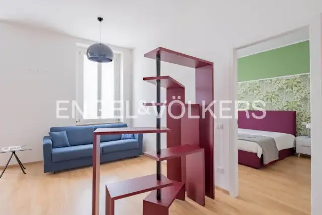 2-room flat in Via Quadronno 9, Milano - Photo 1