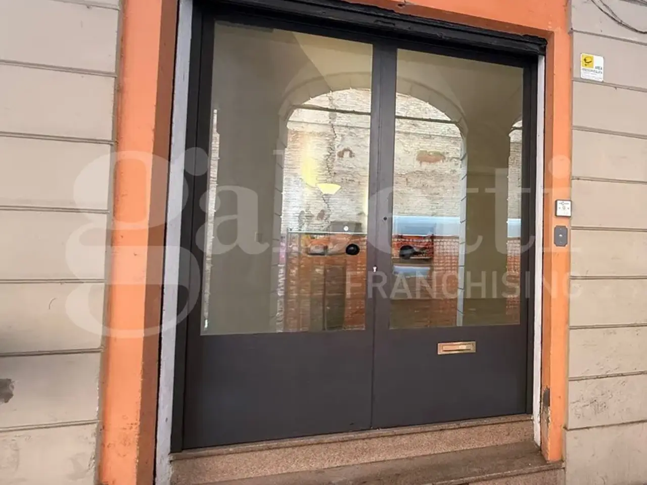 Negozio in Via dell'Abbadia, Bologna, {3} - Foto 1